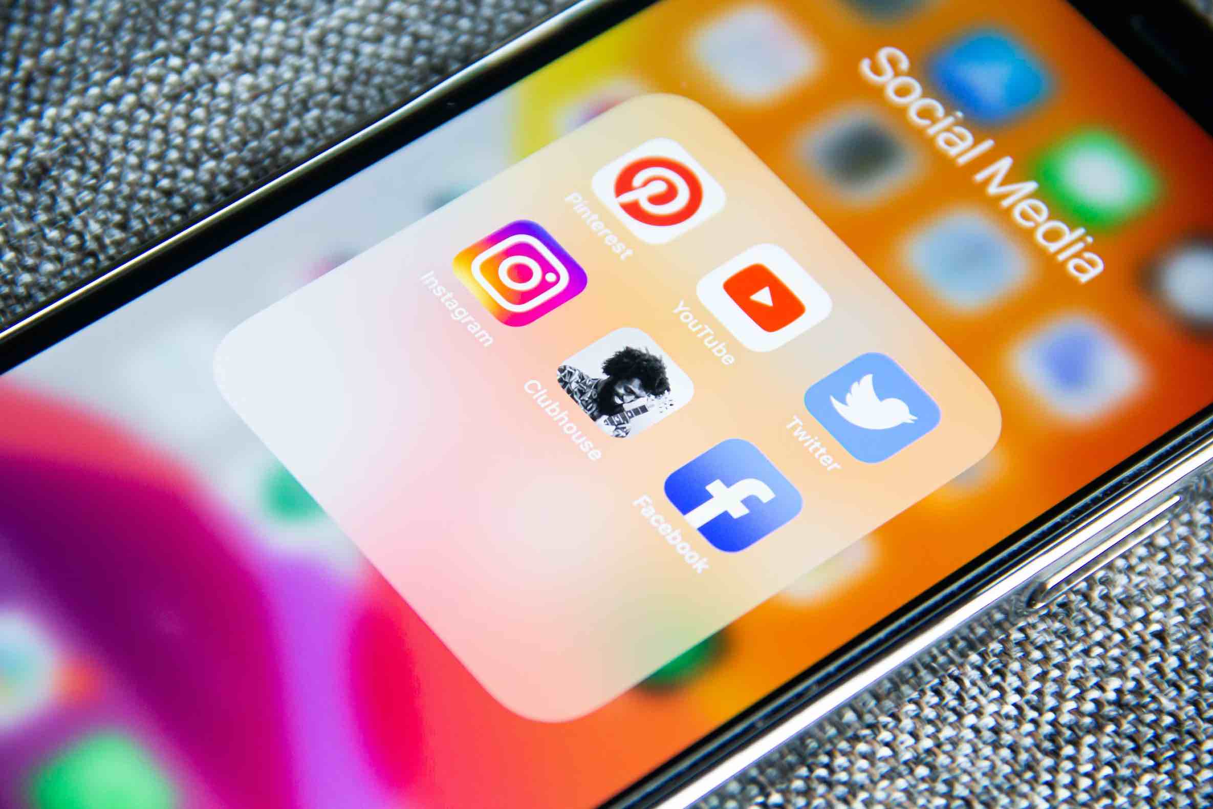 Why Do We Get Hooked on Social Media Apps?